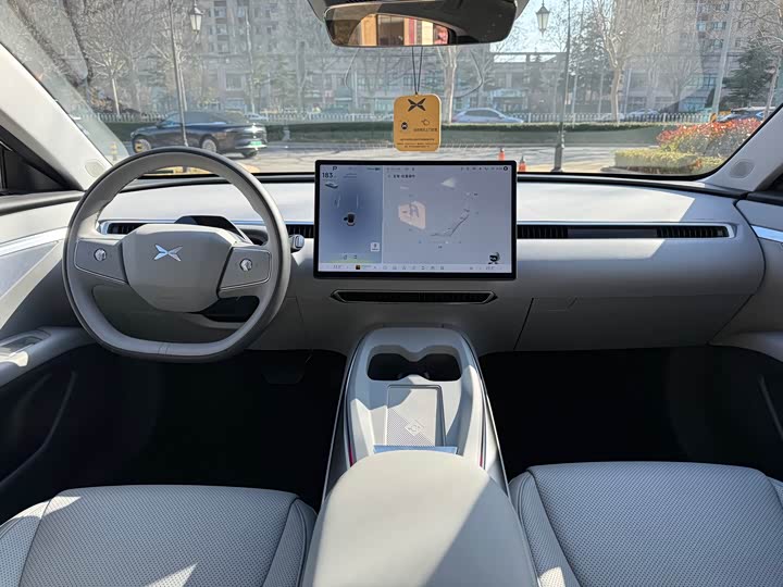 Фото 6 - XPeng Mona M03