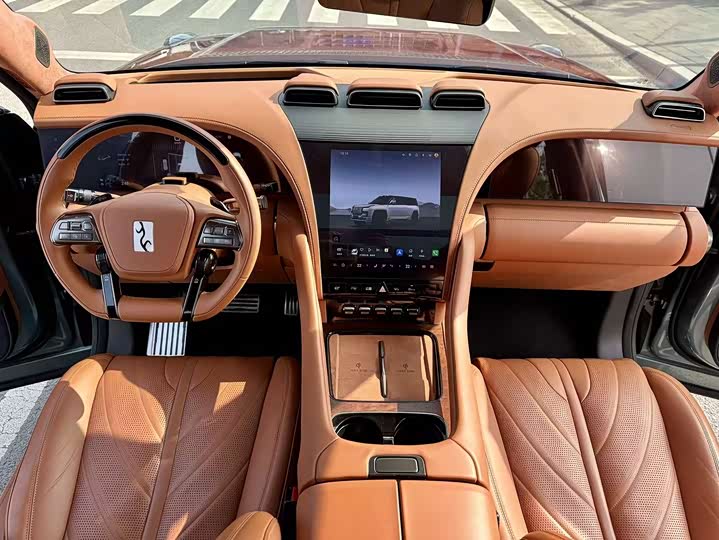 Photo 7 - BYD Yangwang U8