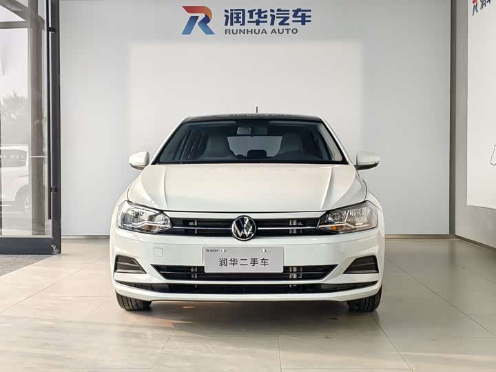 Фото 2 - Volkswagen Polo