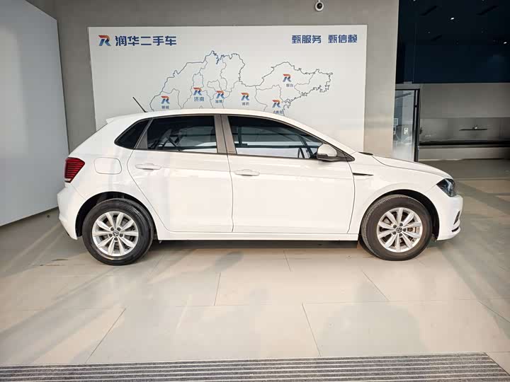 Фото 3 - Volkswagen Polo