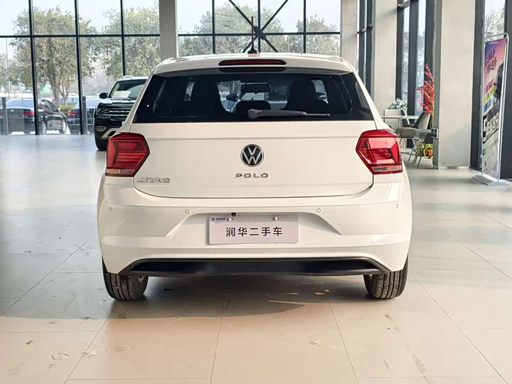 Фото 4 - Volkswagen Polo