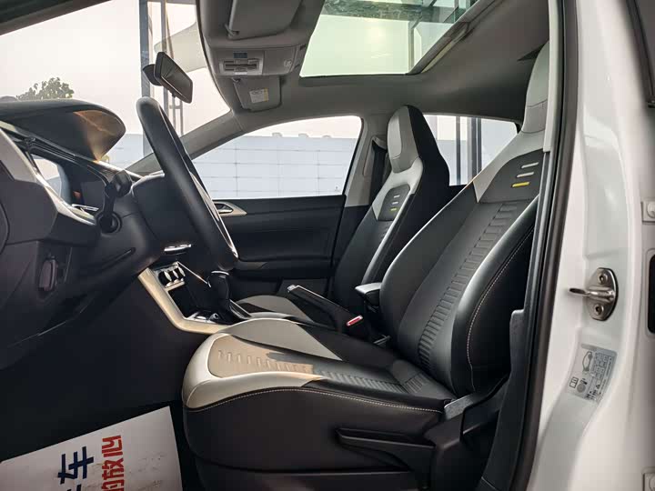 Фото 6 - Volkswagen Polo