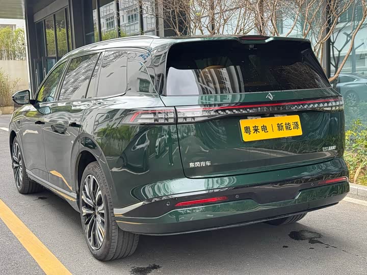 Photo 4 - Dongfeng Yipai eπ 008