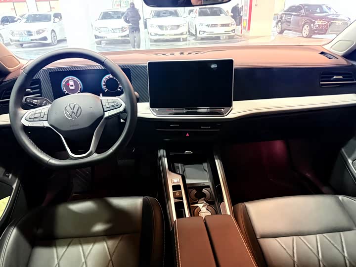 Фото 9 - Volkswagen Magotan