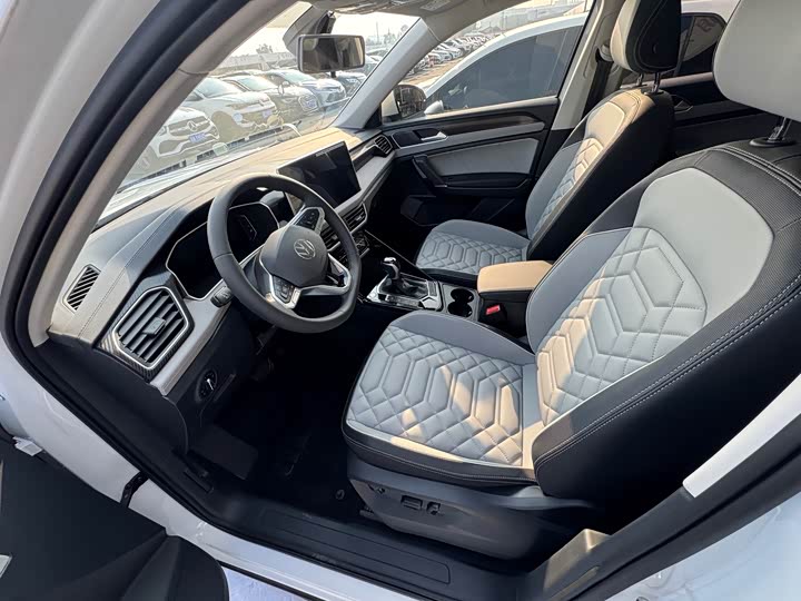 Фото 5 - Volkswagen Tayron