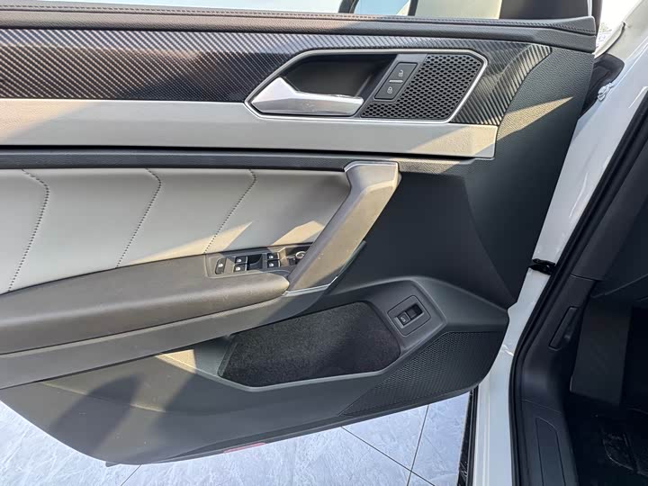 Фото 7 - Volkswagen Tayron