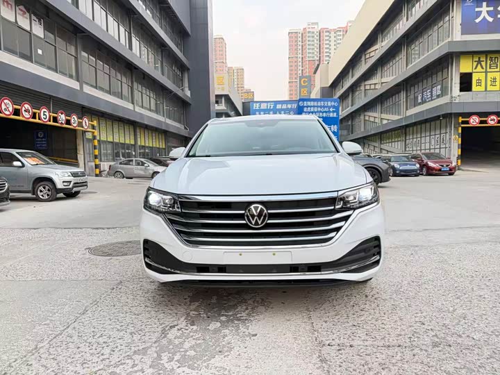 Фото 2 - Volkswagen Viloran