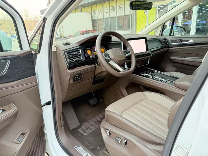 Фото 4 - Volkswagen Viloran