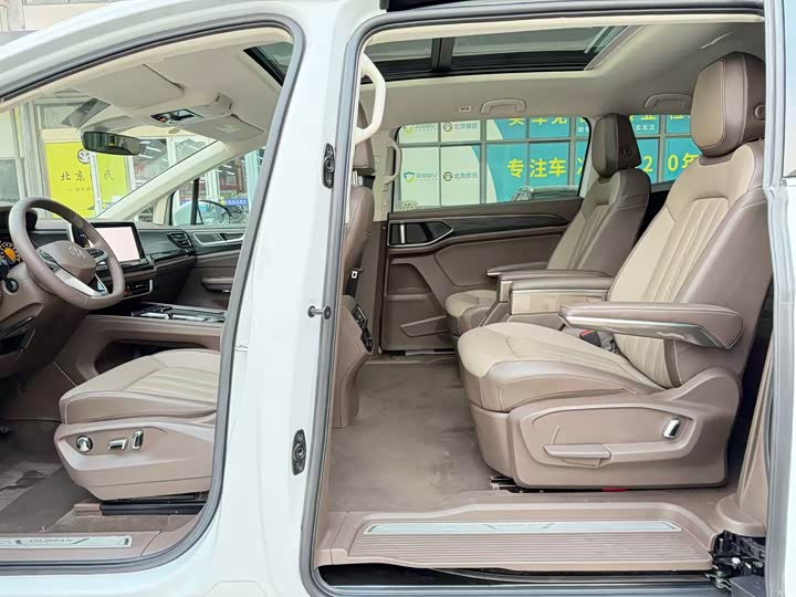 Фото 5 - Volkswagen Viloran