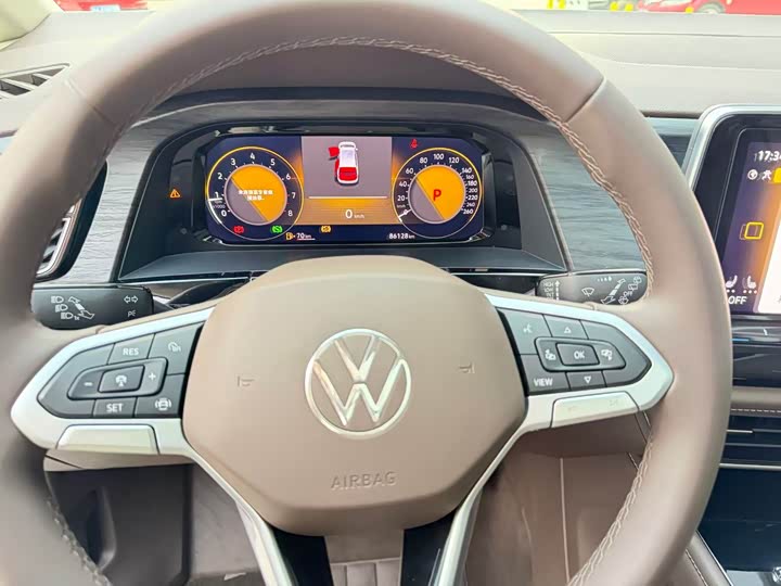 Фото 7 - Volkswagen Viloran