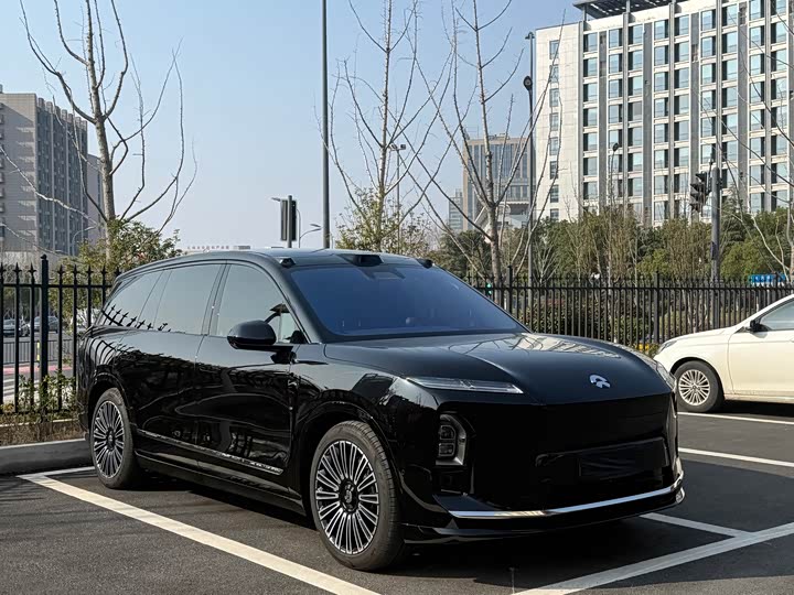 Фото 3 - Nio ES8