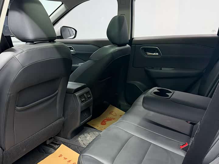 Фото 5 - Nissan X-Trail