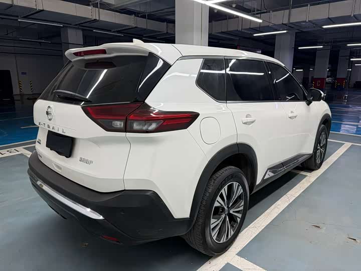 Фото 7 - Nissan X-Trail