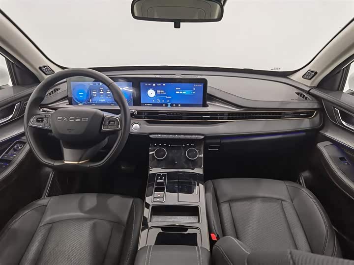 Фото 5 - Exeed LX C-DM Hybrid