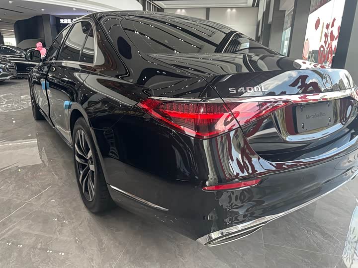 Фото 4 - Mercedes-Benz S-Class