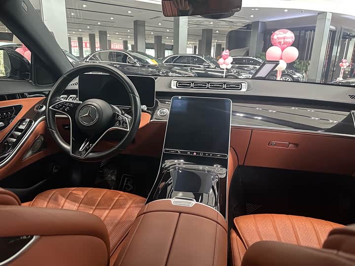 Фото 8 - Mercedes-Benz S-Class