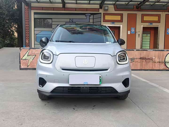 Photo 2 - Leapmotor T03