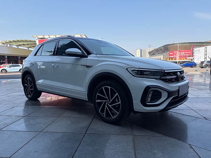 Фото 3 - Volkswagen T-Roc