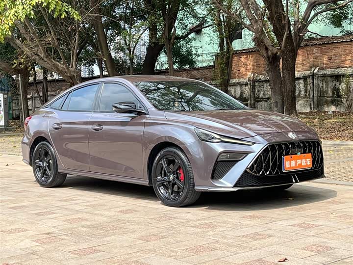 Фото 2 - MG Motor 5 Scorpio