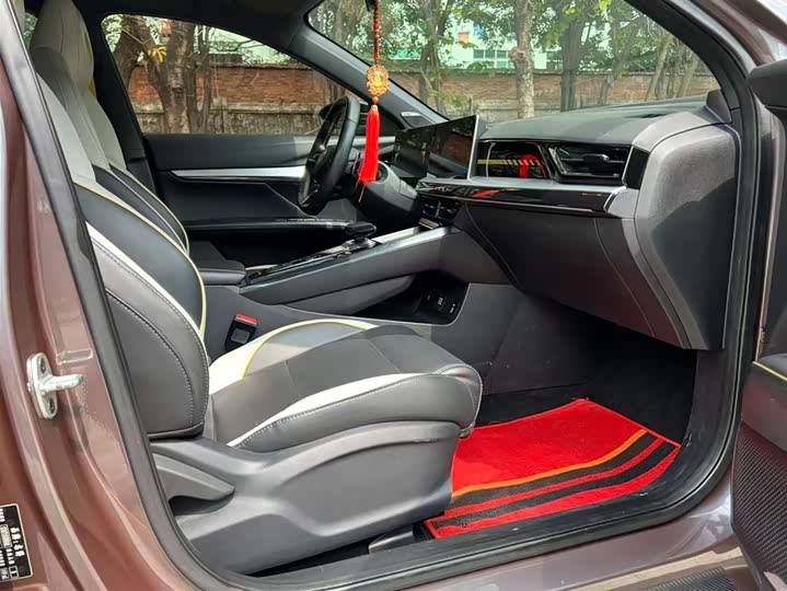 Фото 9 - MG Motor 5 Scorpio