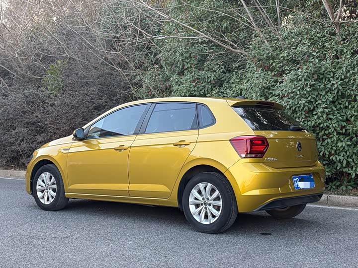 Фото 3 - Volkswagen Polo