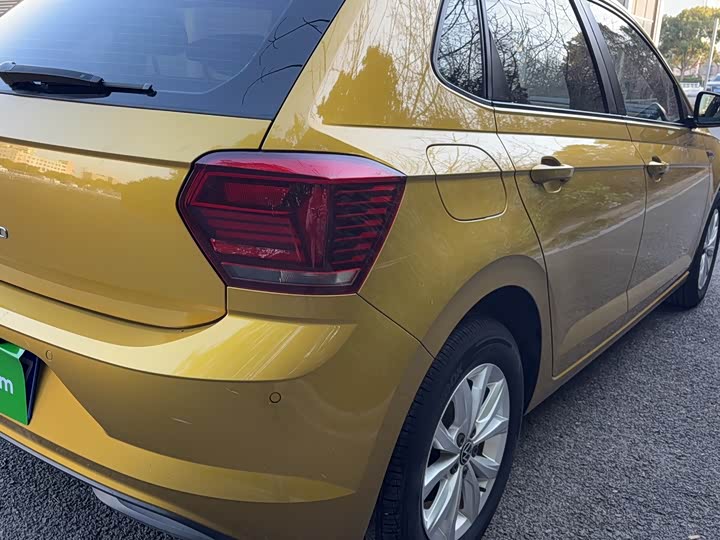 Фото 9 - Volkswagen Polo