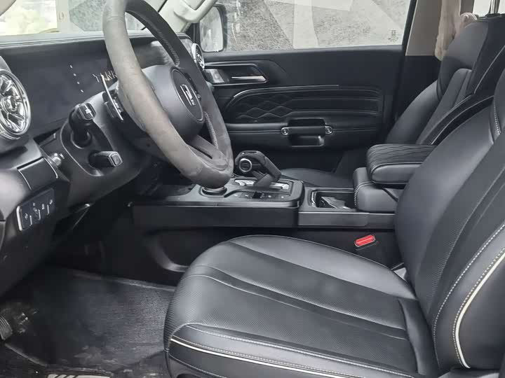 Фото 7 - Tank 300