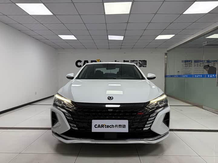 Photo 2 - Dongfeng Aeolus Yixuan Max