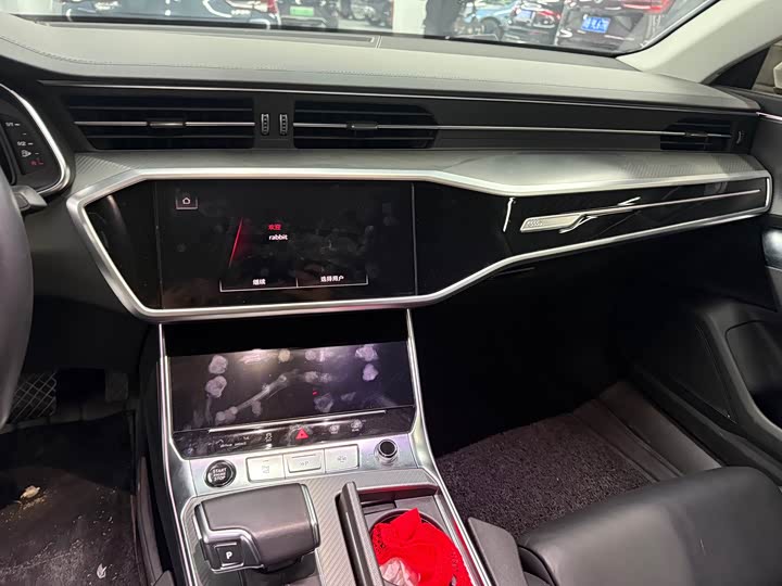 Фото 7 - Audi A7