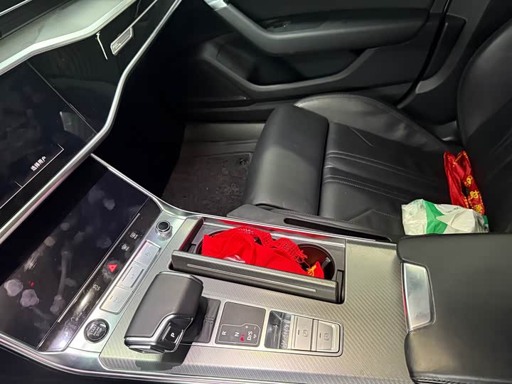 Фото 8 - Audi A7