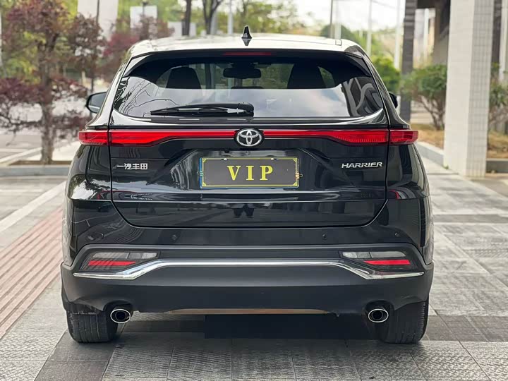 Фото 3 - Toyota Harrier