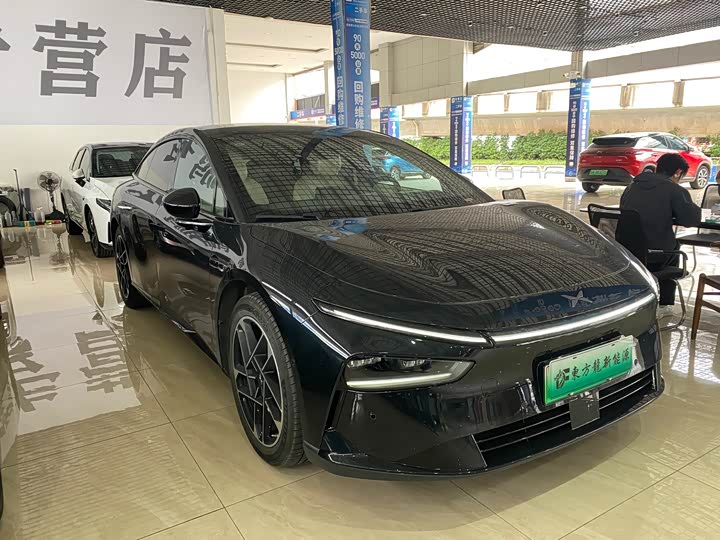 Фото 3 - XPeng F57