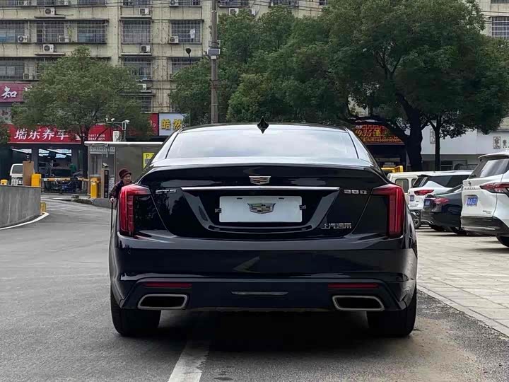 Photo 8 - Cadillac CT5