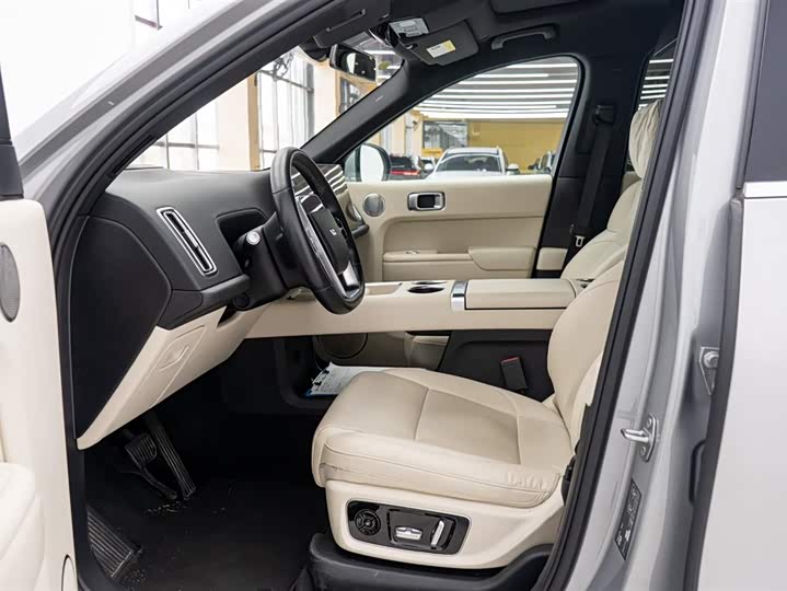 Фото 4 - LiXiang L9