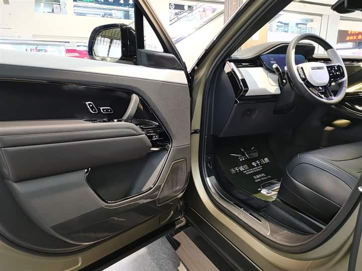 Фото 5 - Land Rover Range Rover Sport