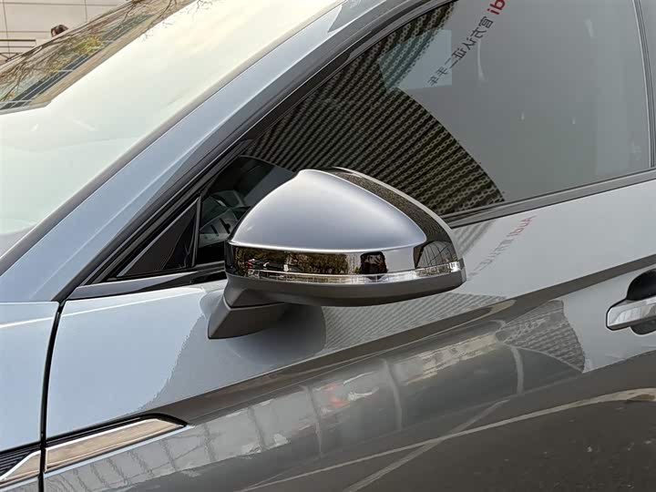 Фото 8 - Audi A5