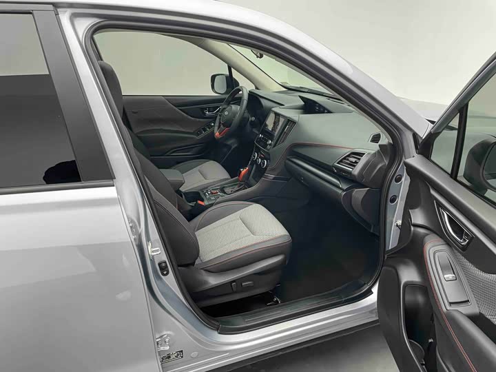 Фото 7 - Subaru Forester