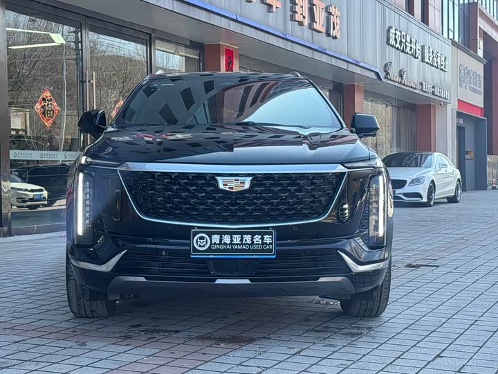 Фото 2 - Cadillac XT5
