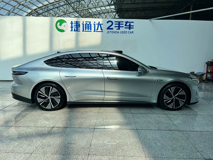 Фото 3 - Nio ET7