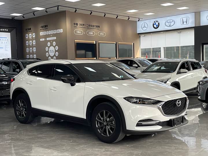 Фото 3 - Mazda CX-4