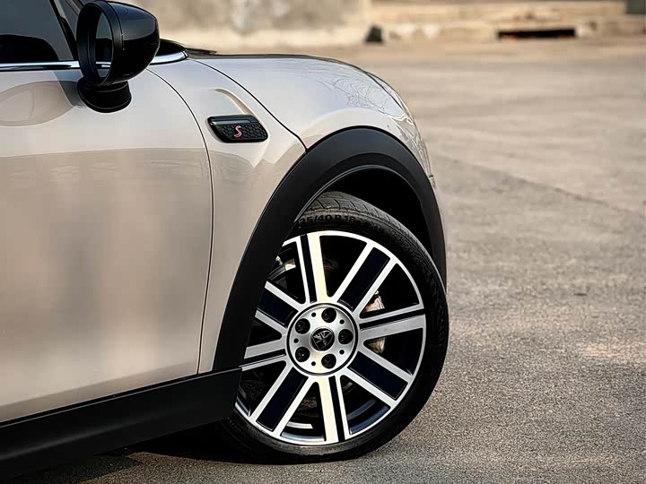 Фото 3 - Mini Mini