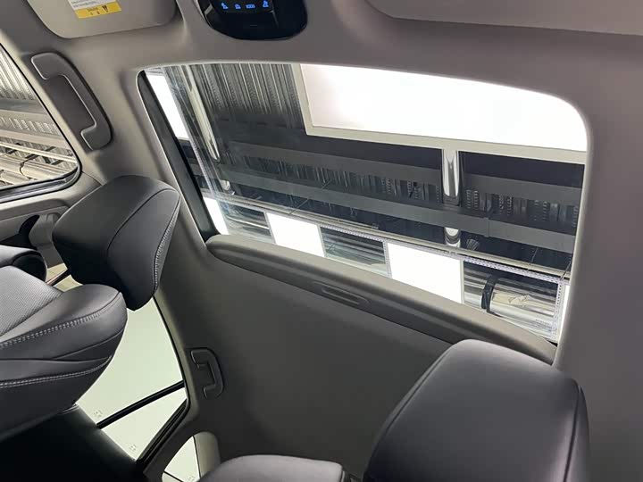 Фото 9 - Toyota Venza