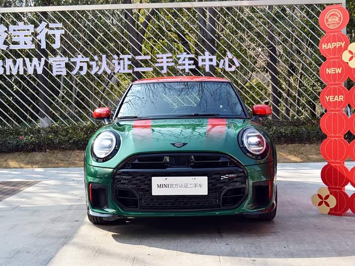 Photo 2 - Mini Mini JCW