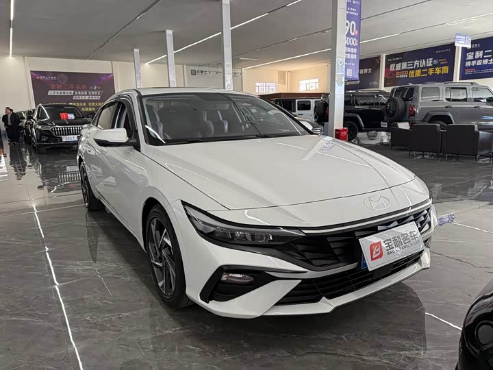 Фото 1 - Hyundai Elantra N line