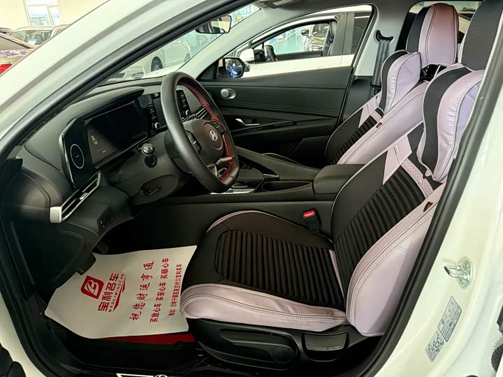 Фото 2 - Hyundai Elantra N line