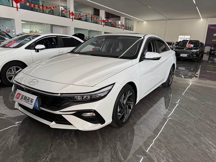 Фото 3 - Hyundai Elantra N line