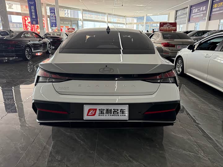 Фото 5 - Hyundai Elantra N line