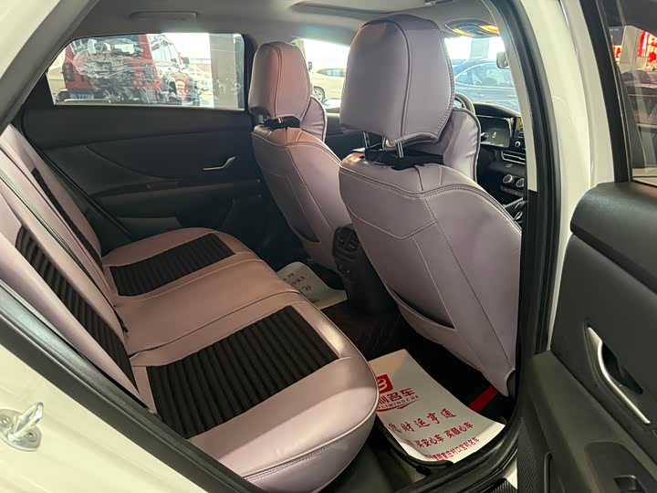 Фото 7 - Hyundai Elantra N line