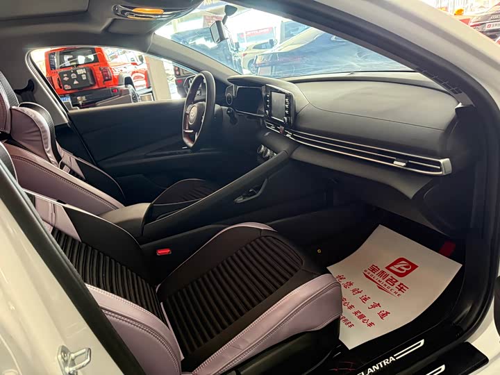 Фото 8 - Hyundai Elantra N line