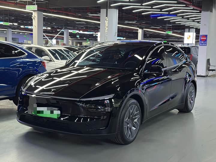 Фото 1 - Tesla Model Y